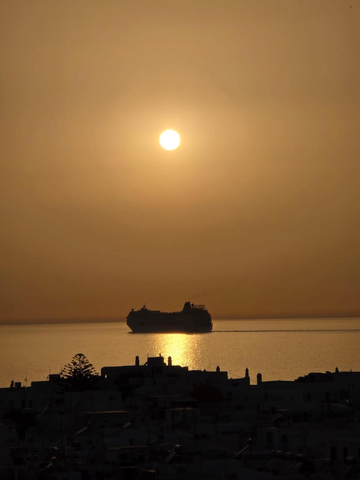 Alex Oldtown Sea View Rooms And Appartments Mykonos Town ภายนอก รูปภาพ